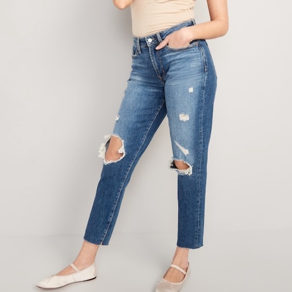 NWT Old Navy Curvy High Waisted OG Straight Leg Ripped Jeans - Picture 3 of 9